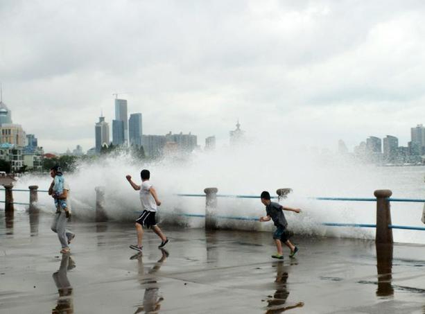 推荐一个山东沿海城市大学。专科就行。