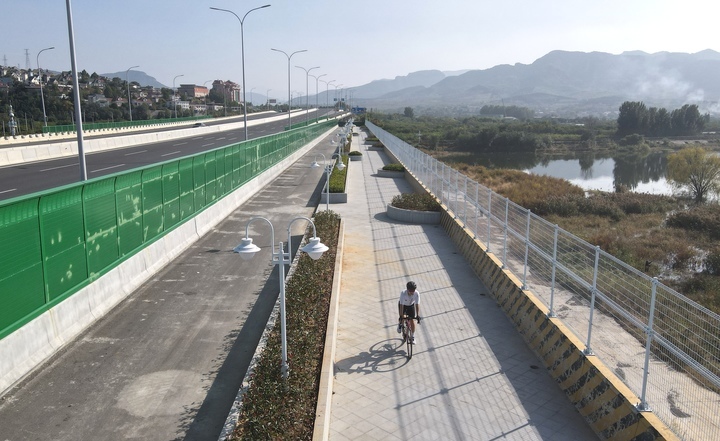 仲宫立交桥观景平台试运行,市民可一览卧虎山水库风貌