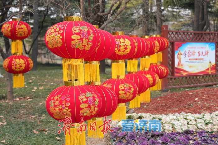 泉城年味气氛组已就位,是“蛇”候过年啦!