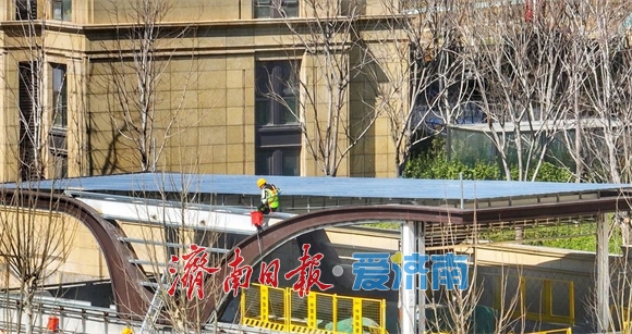 轨道交通4号线地下车站出入口初露端倪