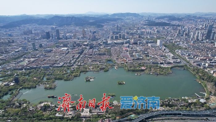 “泉城蓝”持续在线 大明湖颜值爆表