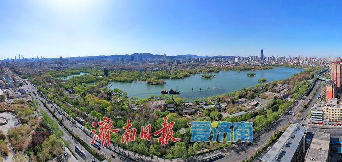 “泉城蓝”持续在线 大明湖颜值爆表