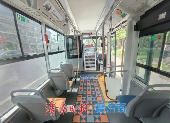 票价五元当日无限次乘坐，济南开通“天下第一泉”古城专属游览车