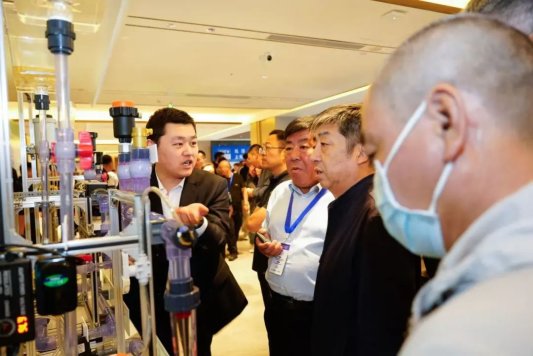 全国供热系统更新改造大会暨第三届精准供热安全节能论坛在威海召开