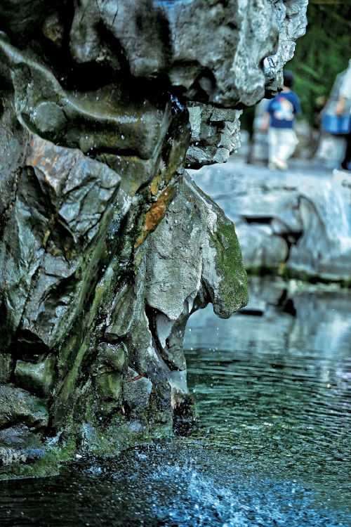 月牙泉“苏醒”！济南72名泉全部复涌