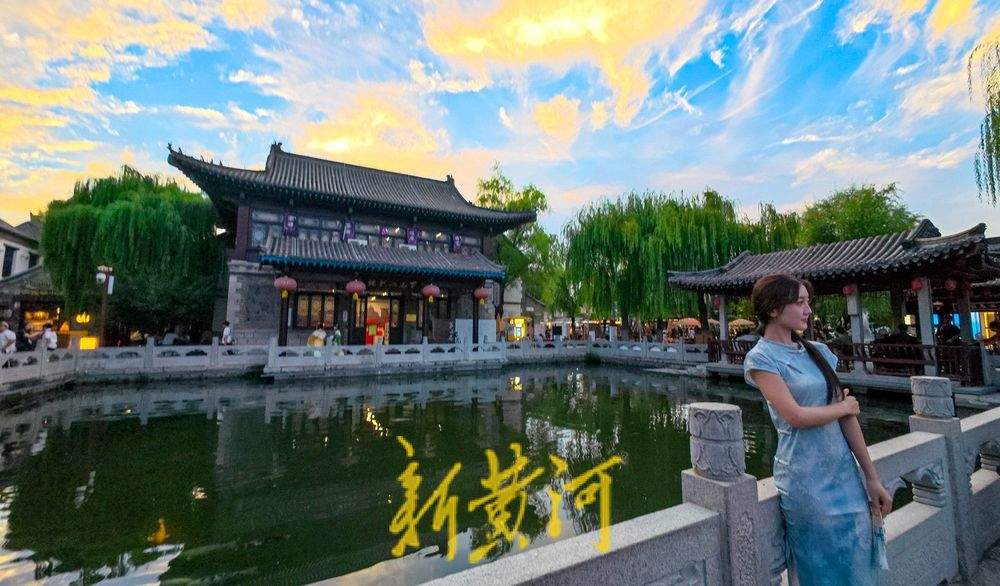 雨后凉爽天气上线,泉映夕阳洒金醉晚霞
