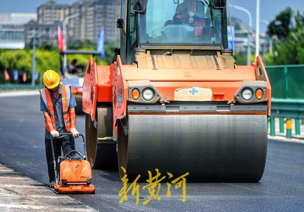 涨知识了！济南“微创手术”破解国道裂缝修复难题