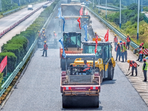 涨知识了！济南“微创手术”破解国道裂缝修复难题