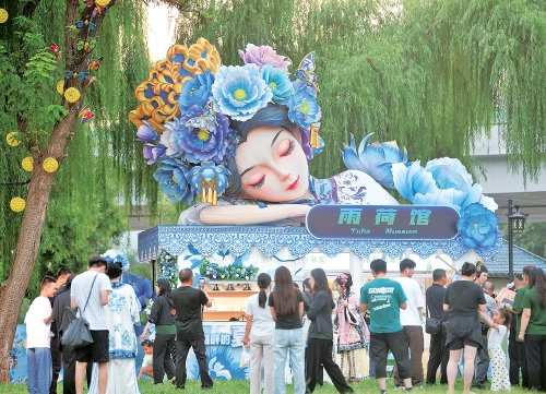湖畔雨荷 济南有礼 大明湖“雨荷馆”正式开放