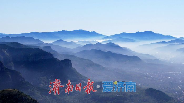 济南南部山区迎云海奇观 绘就现实版“千里江山图”​