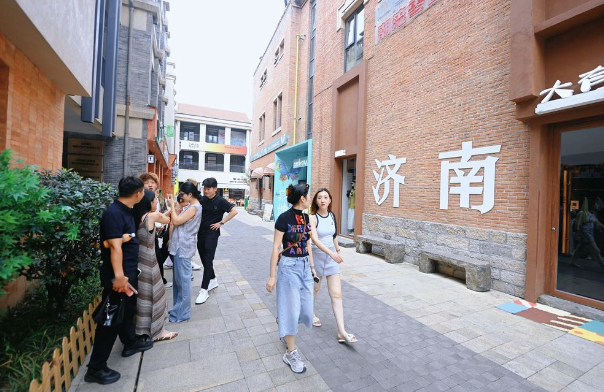 看见济南·温度|此心安处是吾乡,济南的宜居藏在细节里