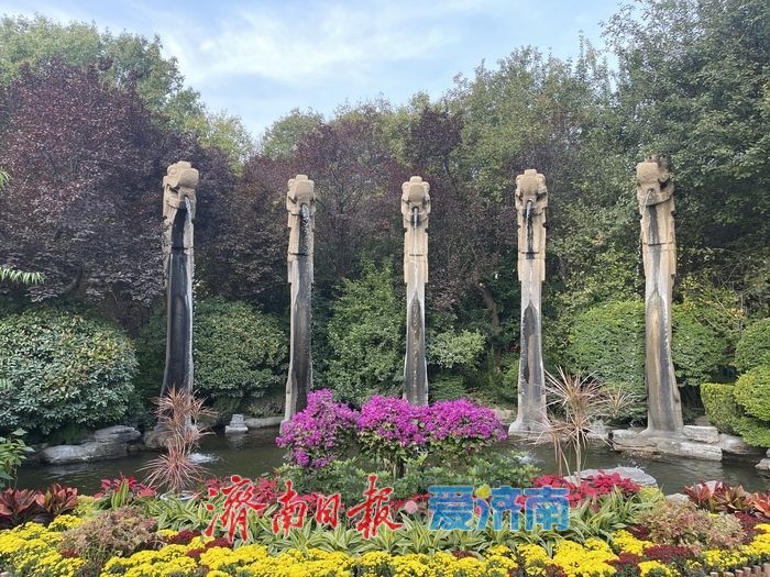 一年四季 泉在济南丨满屏五彩斑斓!五龙潭秋日打翻色盘