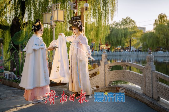 一年四季 泉在济南丨济南明府城：秋日古韵浓 老城画中游