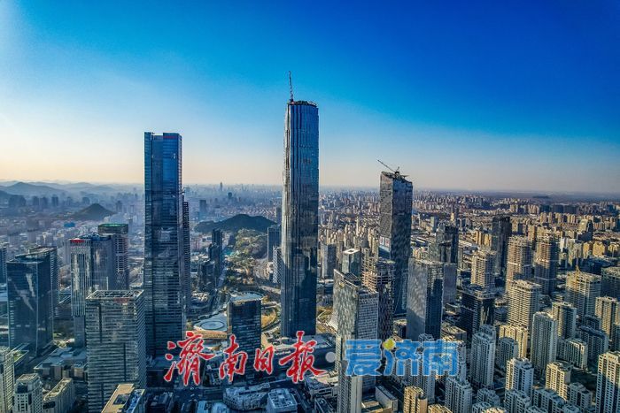 冬日“泉城蓝”如洗，济南城市天际线邂逅晴空之美