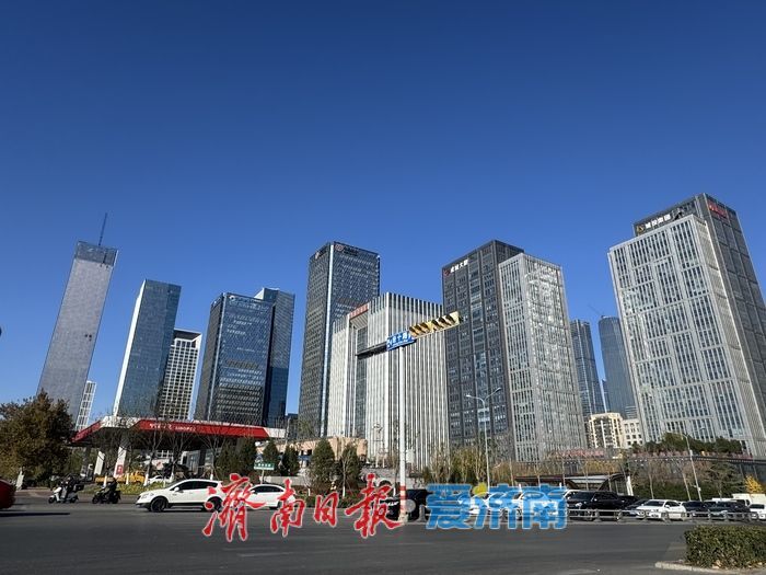 一年四季 泉在济南丨碧空映城郭 济南初冬画卷徐徐展开