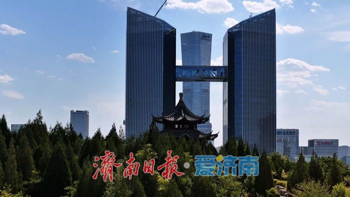 一年四季 泉在济南丨天际线上的对话！冬日美景 古今同框