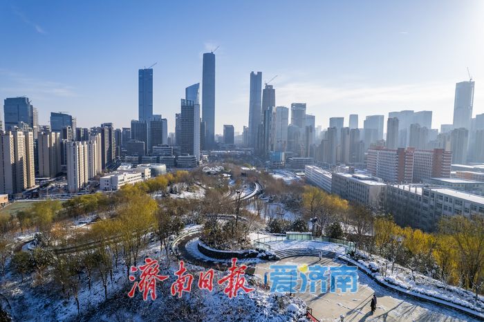 雪后济南开启“高清模式”!东部城区蓝天白雪颜值拉满