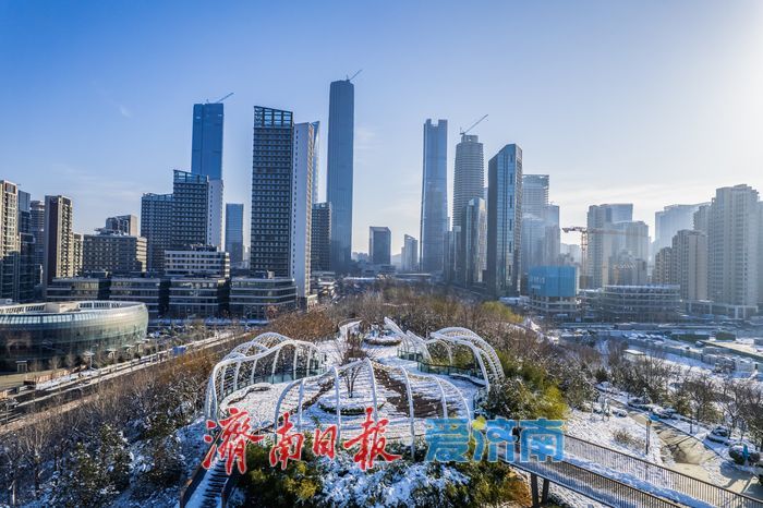 雪后济南开启“高清模式”!东部城区蓝天白雪颜值拉满