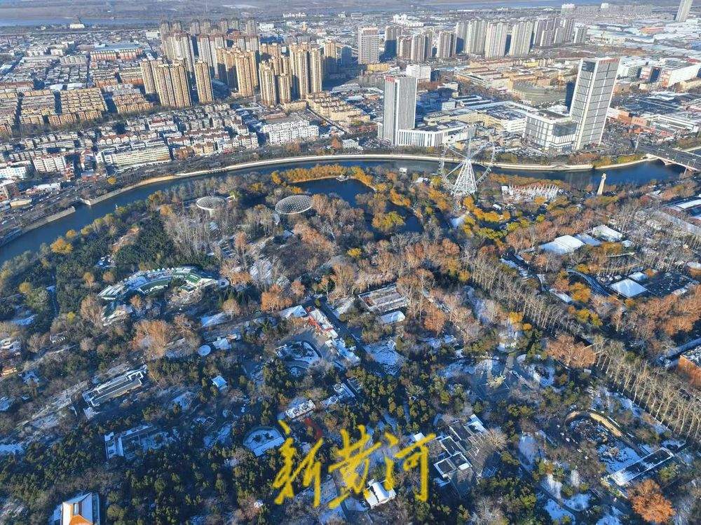 雪后济南动物园 斑斓多姿添色彩