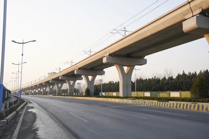 露出“真容”!济南地铁4、8号线及6号线东段站点陆续拆除围挡