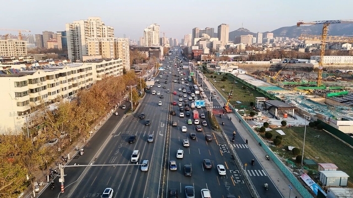 露出“真容”!济南地铁4、8号线及6号线东段站点陆续拆除围挡