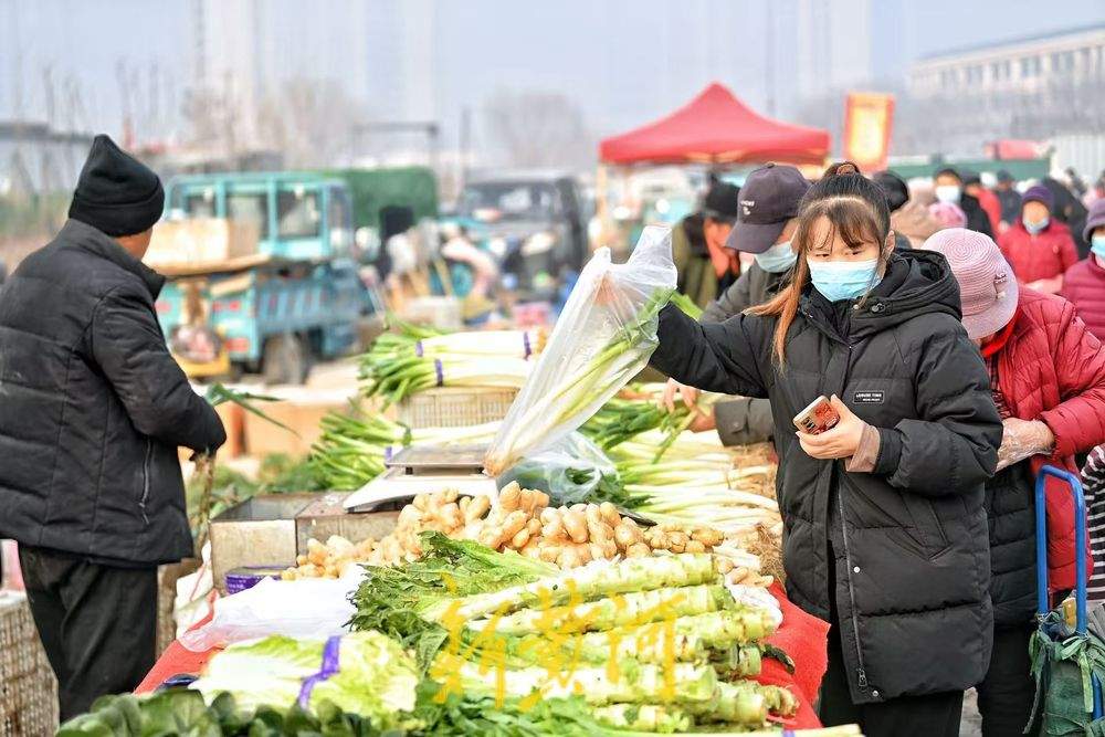 小寒时节赶大集 济南冬日烟火味十足