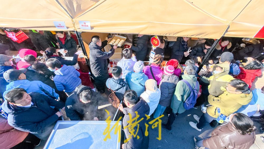 济南南郊宾馆里的文旅市集 烟火长龙点亮周末生活