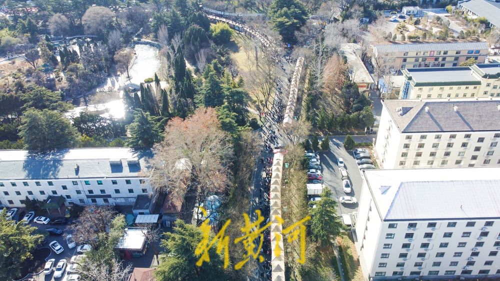 济南南郊宾馆里的文旅市集 烟火长龙点亮周末生活