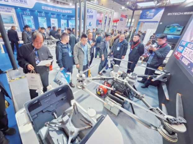 全类型无人机亮相泉城