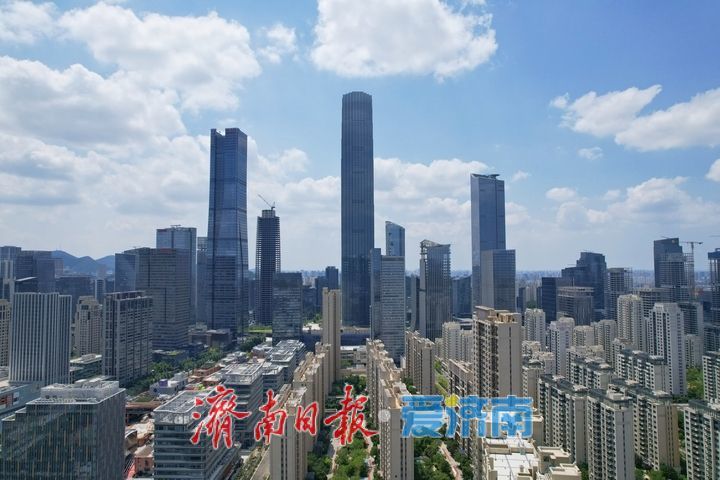 雨后泉城澄澈通透 高颜值天空刷屏