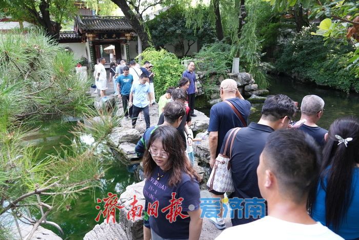 一年四季 泉在济南丨暑期赏泉正当时，亲水纳凉享盛夏乐趣