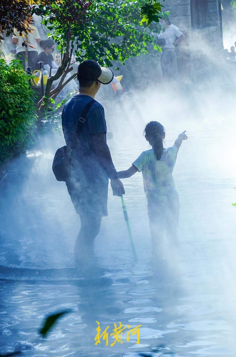 济南：泉水雾森送清凉 开启消暑“仙境模式”