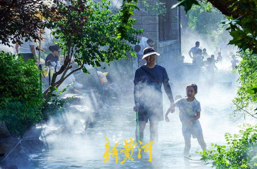济南：泉水雾森送清凉 开启消暑“仙境模式”
