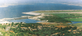 我国人均水资源_中国人均自然资源