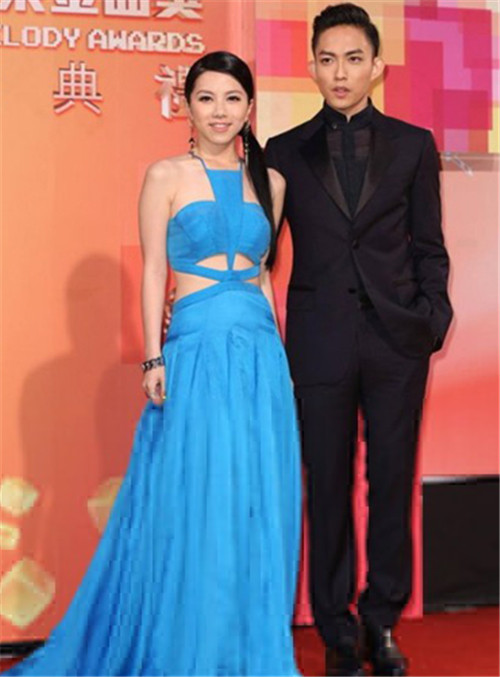 邓紫琪《存在》人气大涨 <em>男友</em>林宥嘉力撑<em>女友</em>