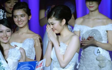 网友:冠军远不如<em>AV</em>女优 <em>2014年</em>日本小姐冠军