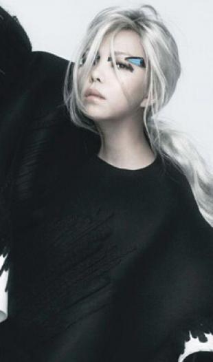 明星白发造型PK:许晴变小爷 刘诗诗攻气十足