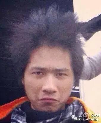 当红小鲜肉竟也有一段“洗剪吹”过去？被最后一张笑喷！