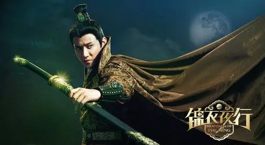 带新人最成功的就是杨幂了吧,她捧红了迪丽热