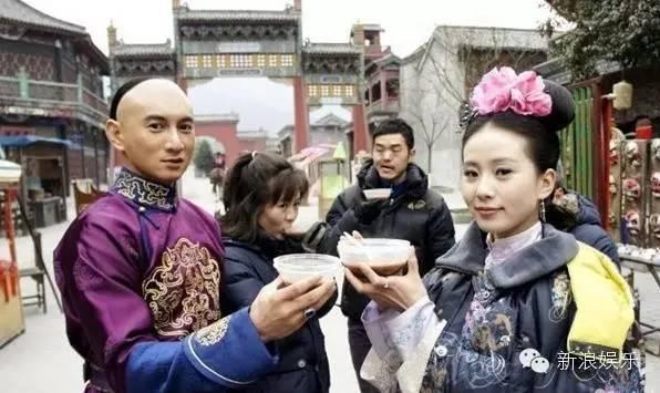 杨洋鹿晗吴奇隆杨幂剧组日常盒饭曝光 他们吃火锅