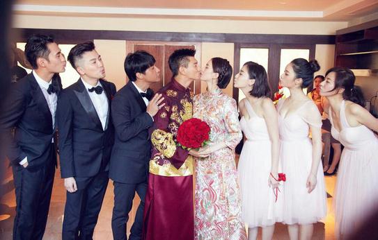 刘诗诗的伴娘团看着好舒服 这是谁总是一眼就