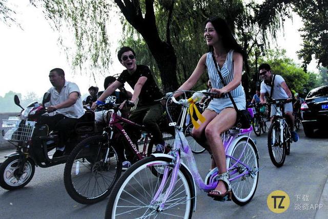 高圆圆为什么不拍泳装照？背后的真相真是让人绝望！