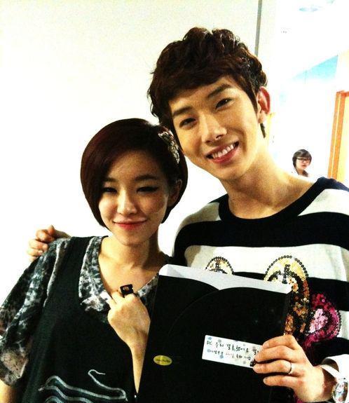 韩偶像明星收入排行榜 金秀贤全智贤张根硕允