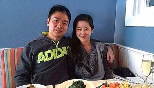 [<em>视频</em>]霍思燕一岁<em>儿子</em>爆料:<em>爸爸</em>打妈妈!_山东