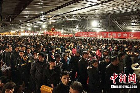 [视频]元宵节返程票起售 铁路迎节后抢票高潮