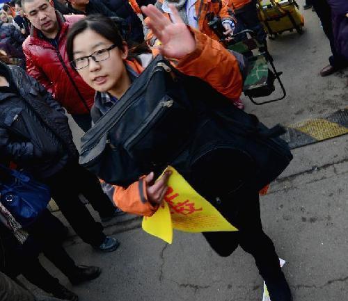 山东举行全省美术统考 济南考生人数下降