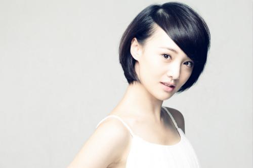 [<em>视频</em>]李小鹏奥莉<em>父女</em>甜蜜拥抱 萌出天真微笑_