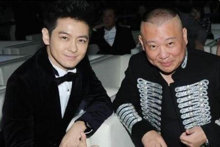 [视频]郭德纲定大号面膜遭吐槽能敷成林志颖?