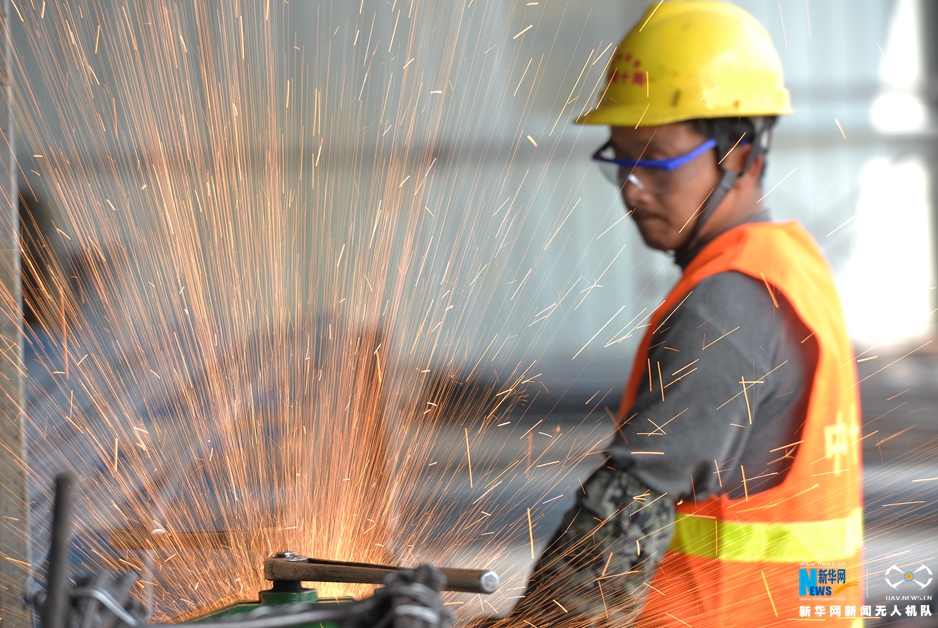 五四青年节：青春撑起高铁&ldquo;脊梁&rdquo;