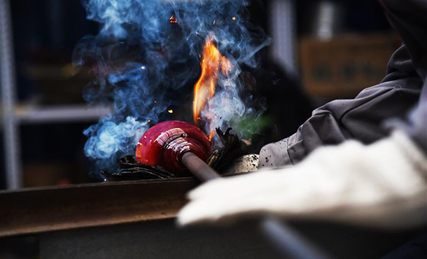 山东博山琉璃现光彩